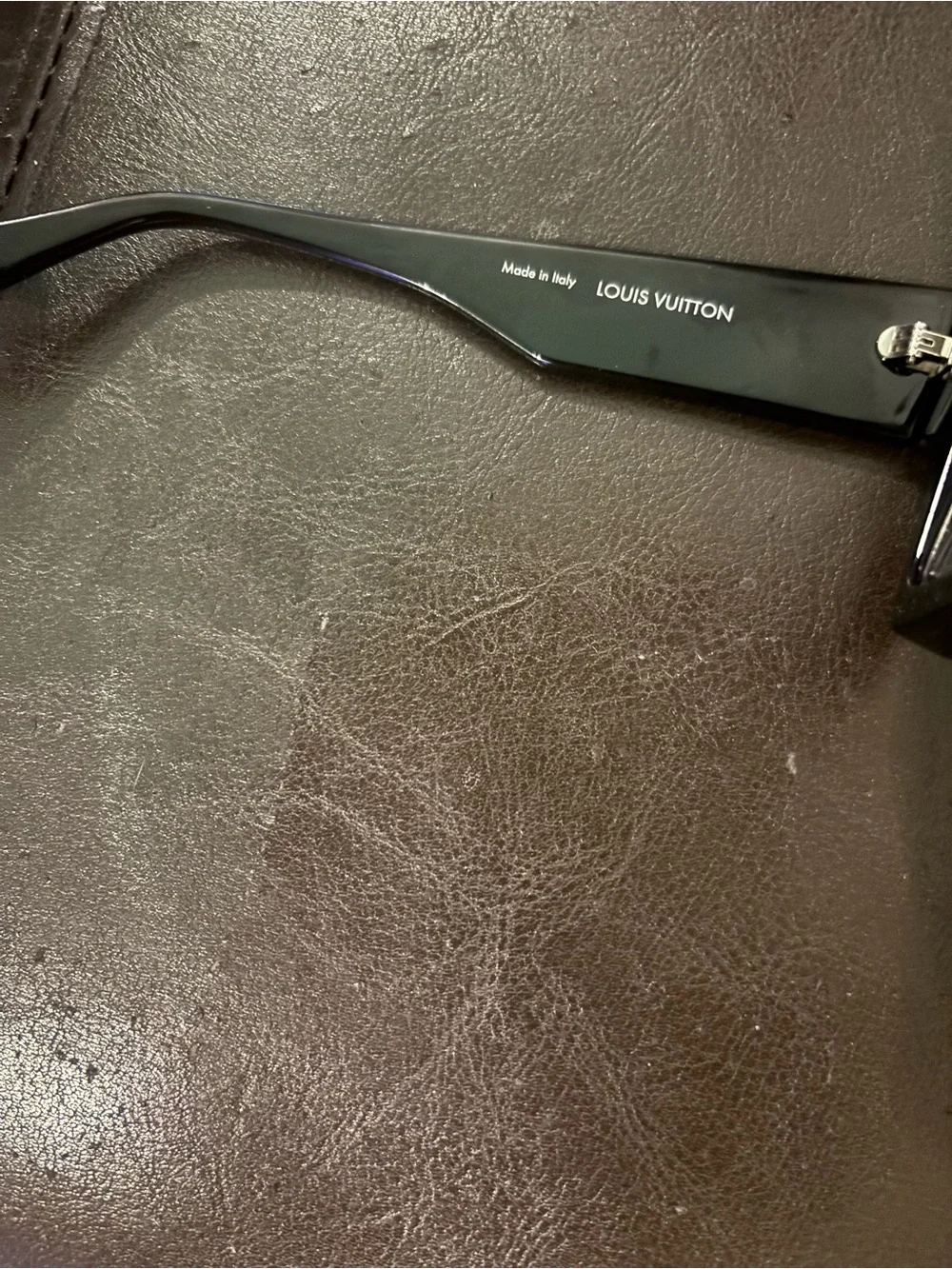 Louis Vuitton Cyclone Sunglasses – Z1790E - Picture 8 of 12